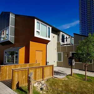 Hi Centre - Hostal YYC